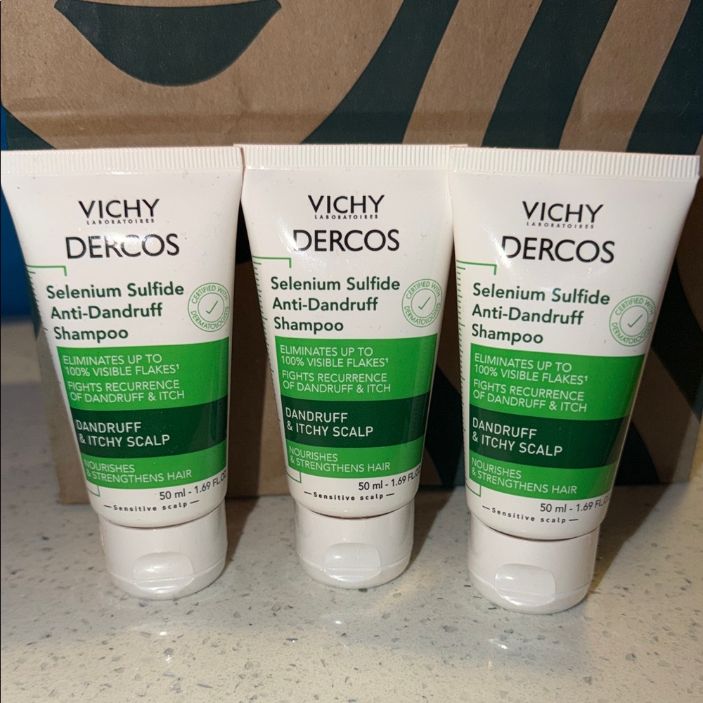 Vichy Dercos Selenium Sulfide Anti-Dandruff Shampoo - White and Green